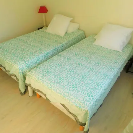 Appartement Lumineux T4 Le Mont Joyeux Vue Mer Avec Parking Et Piscine Antibes